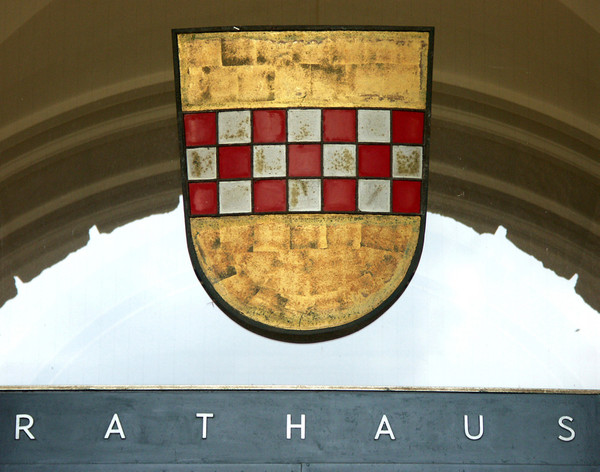 Wappen Rathaus 002 Wappen der Stadt Hamm über dem Rathaus-Eingang